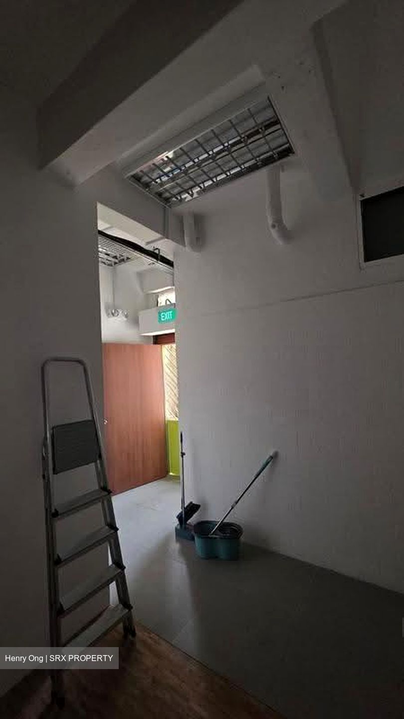 Yishun Ring Road (D27), Shop House #614493641